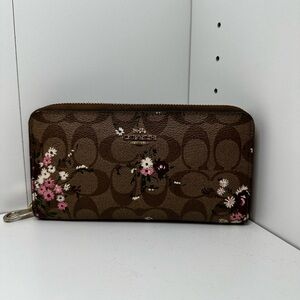 Coach floral wallets for women